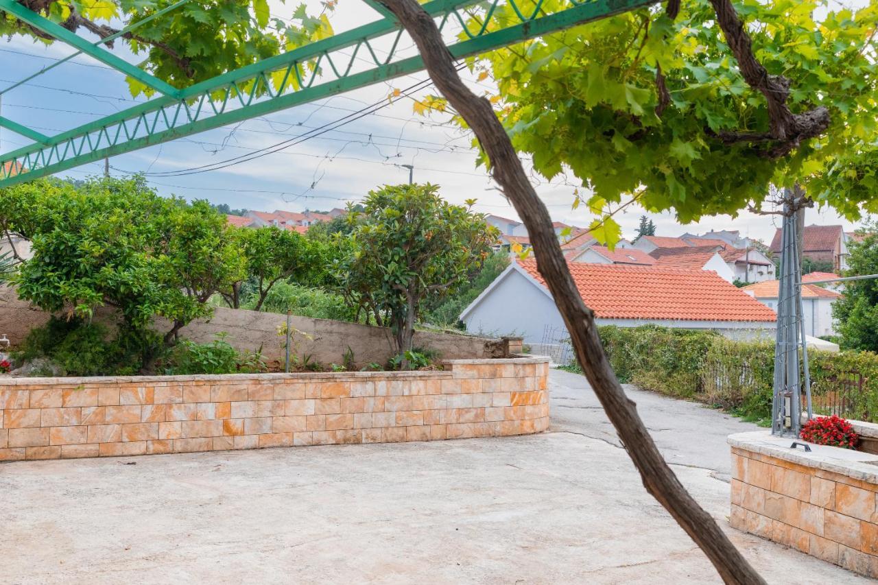 Ferienwohnung Bepa Supetar Exterior foto
